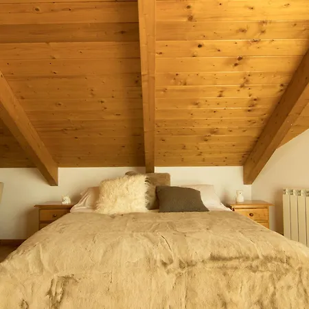 Villa Hoz de Jaca Alpesi faház *