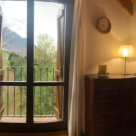 Villa Hoz de Jaca Alpesi faház